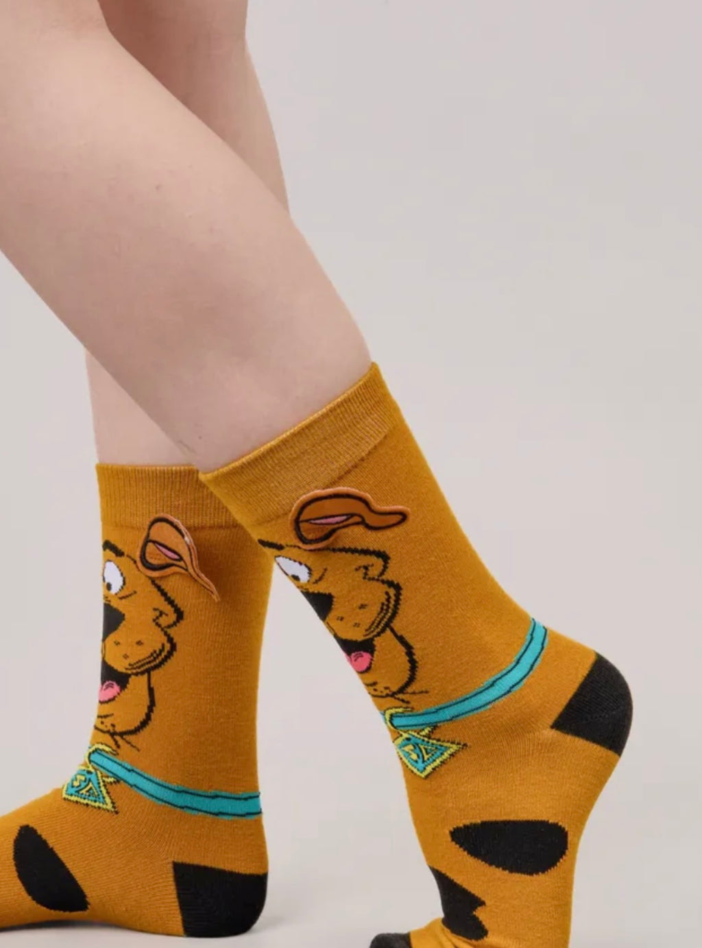12 PARES DE CALCETA LOCA TALLA 1 A 5 AÑOS (13 A 20cm) UN SOLO DISEÑO SCOOBY DOO