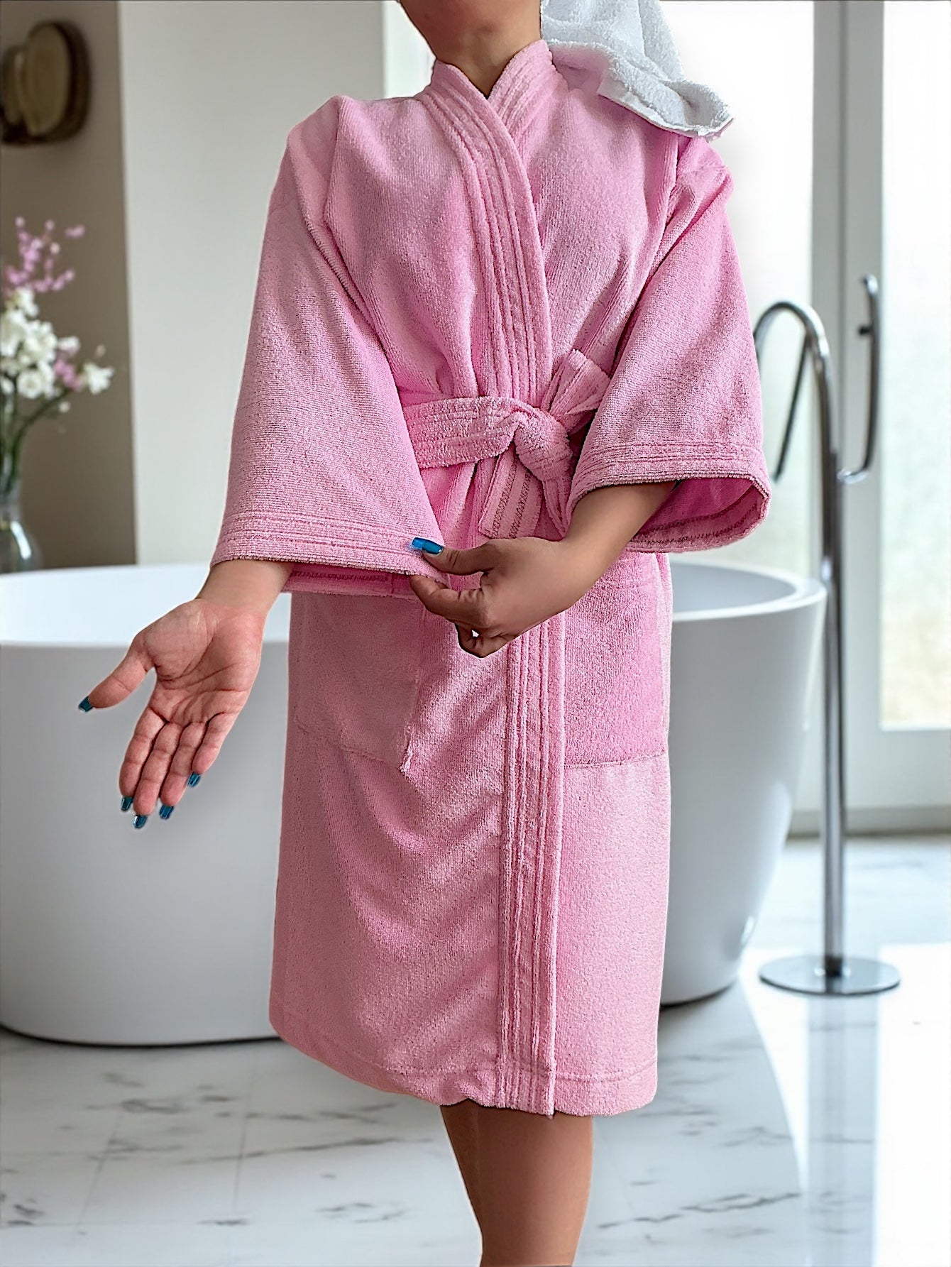 BATA DE BAÑO UNISEX ABSORBENTE BASIC (ALBORNOZ)