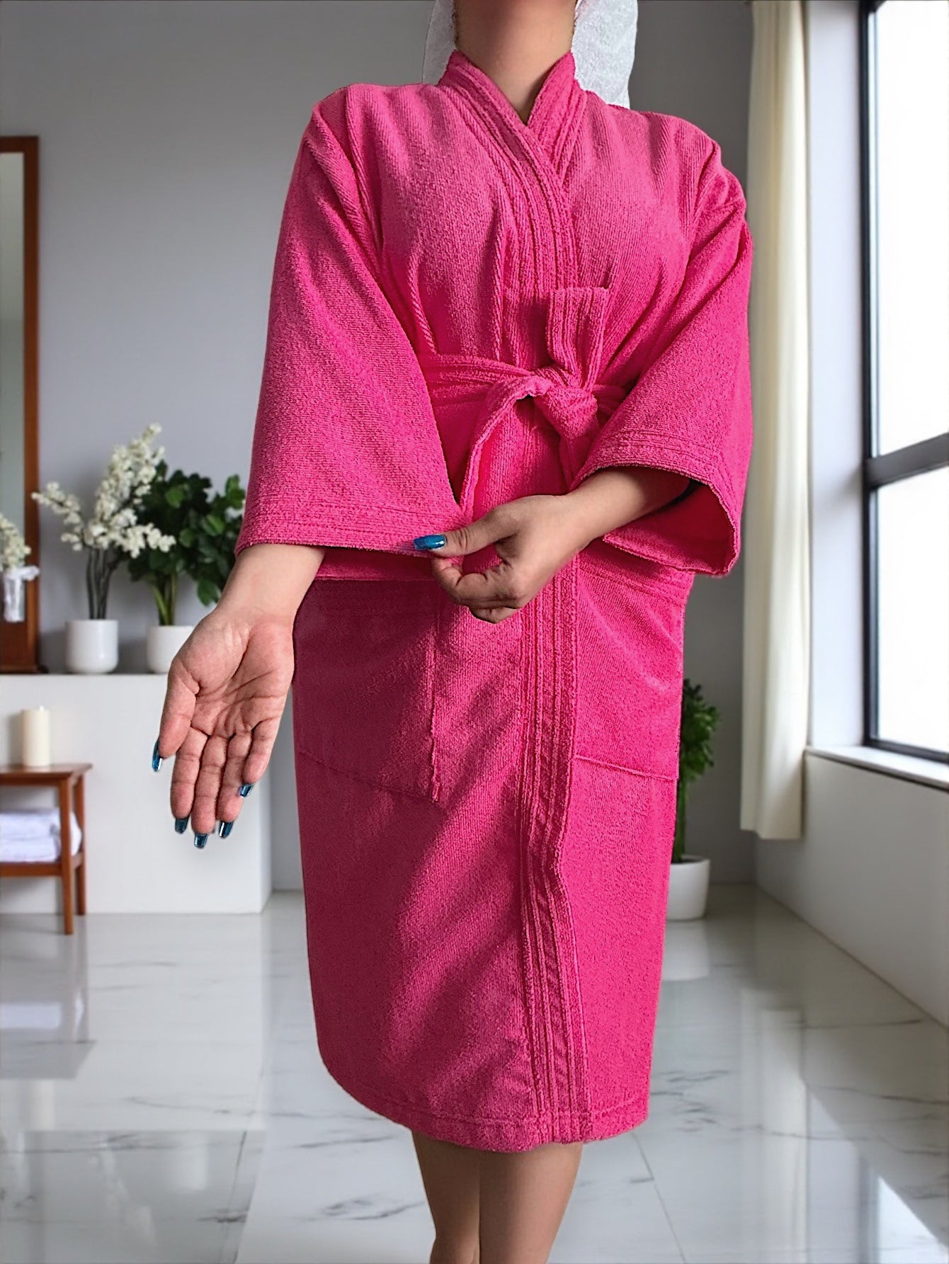 BATA DE BAÑO UNISEX ABSORBENTE BASIC (ALBORNOZ)