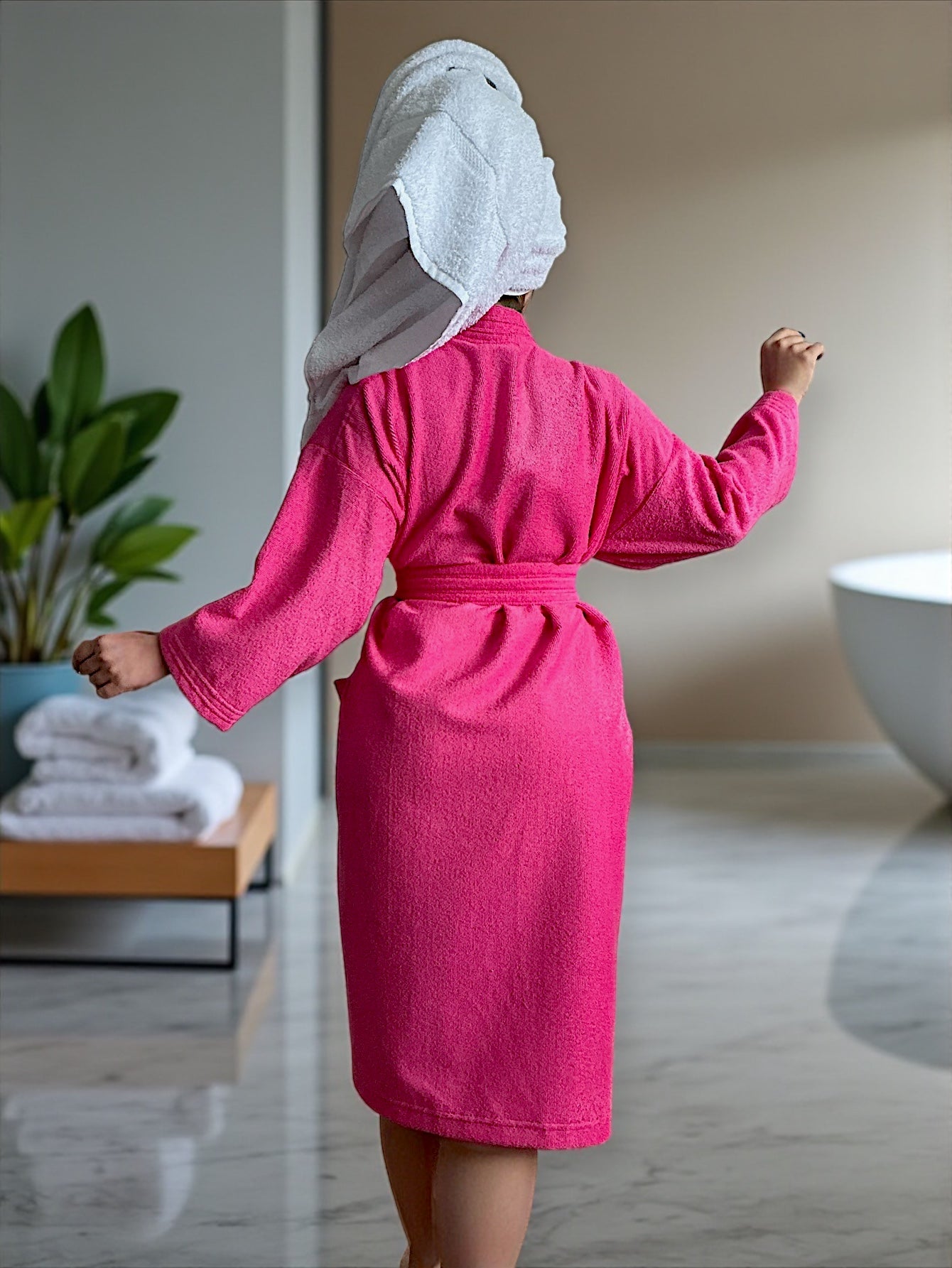 BATA DE BAÑO UNISEX ABSORBENTE BASIC (ALBORNOZ)