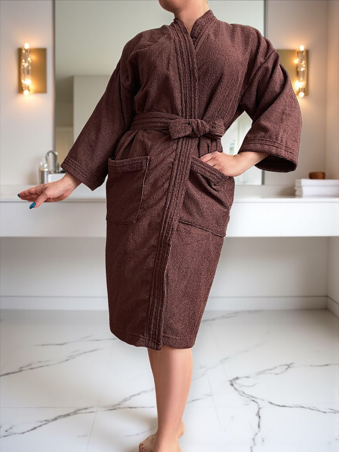 BATA DE BAÑO UNISEX ABSORBENTE BASIC (ALBORNOZ)