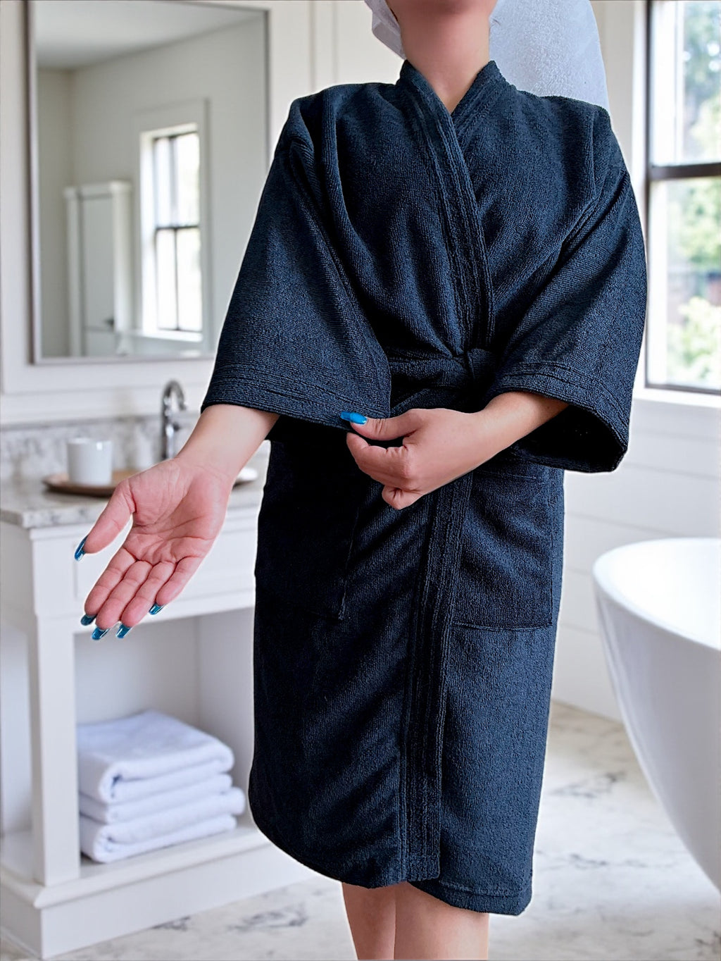 BATA DE BAÑO UNISEX ABSORBENTE BASIC (ALBORNOZ)