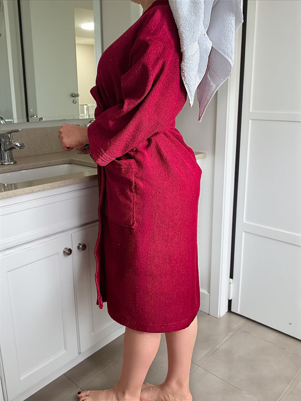 BATA DE BAÑO UNISEX ABSORBENTE BASIC (ALBORNOZ)