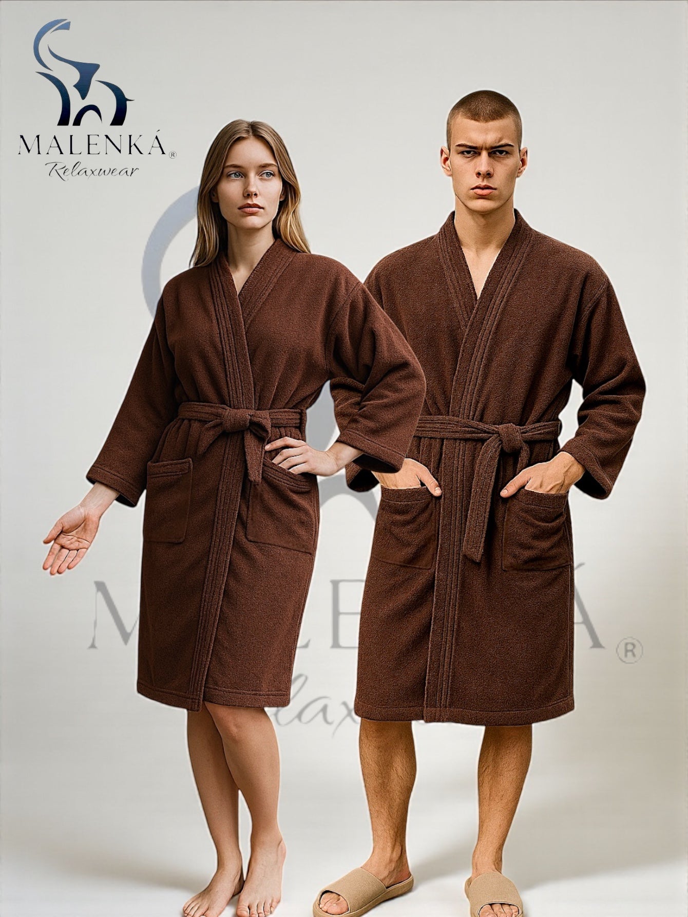 BATA DE BAÑO UNISEX ABSORBENTE BASIC (ALBORNOZ)